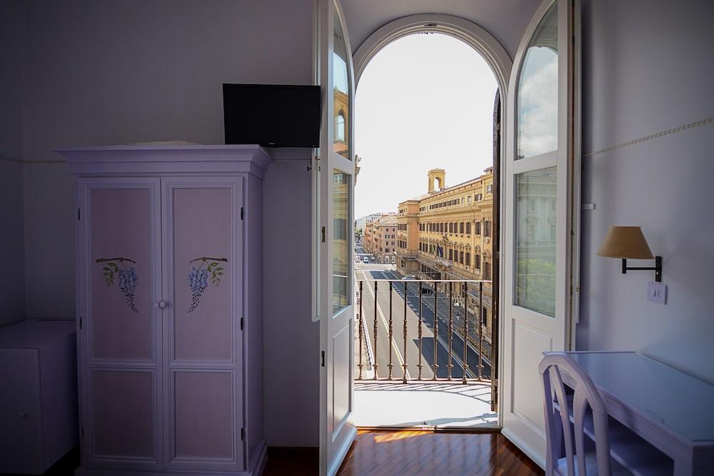 Lilium Boutique Roma